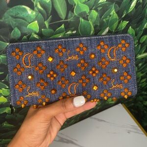 CHRISTIAN LOUBOUTIN WALLET 100% AUTHENTIC CHRISTIAN LOUBOUTIN PANETTONE WALLET